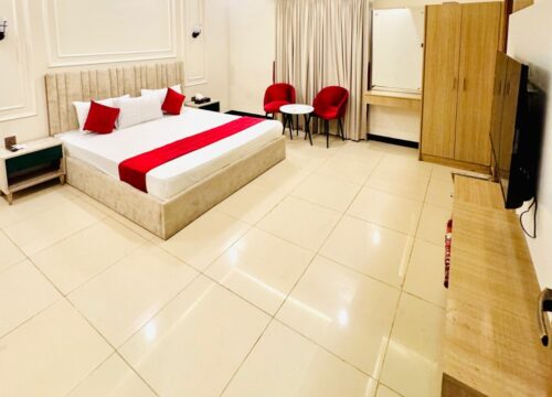 Single Deluxe Room (University Road Branch)