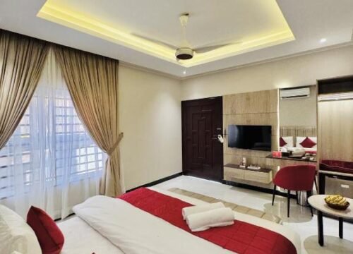 Deluxe Room (Karachi Airport Branch)