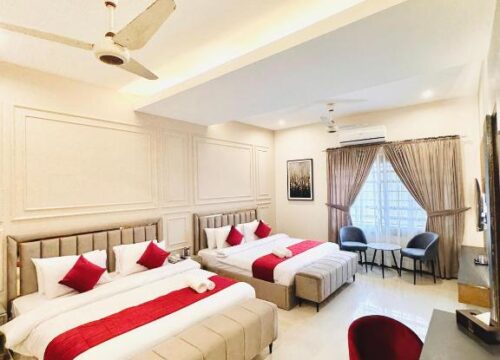 Executive Triple Room (DHA Branch)